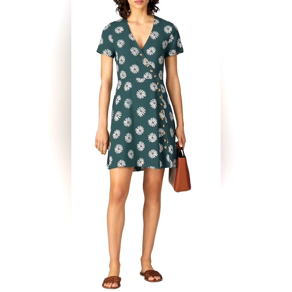 Madewell Short Sleeve Big Daisy Button Front A-line Dress. CL3